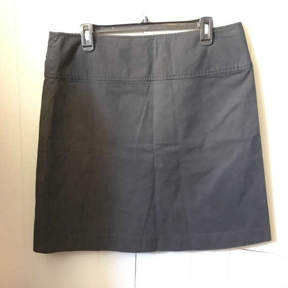Daisy Fuentes Black Skirt with Buckle - Picture 3 of 3